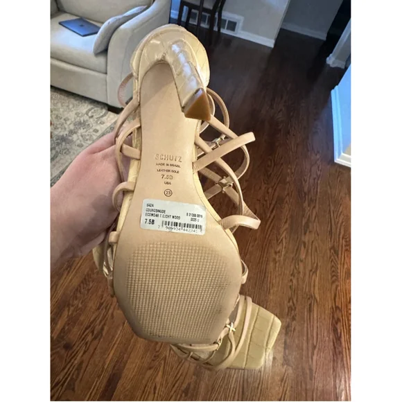 Women's Schutz Heels Size 7.5B Light Wood - Picture 2 of 11